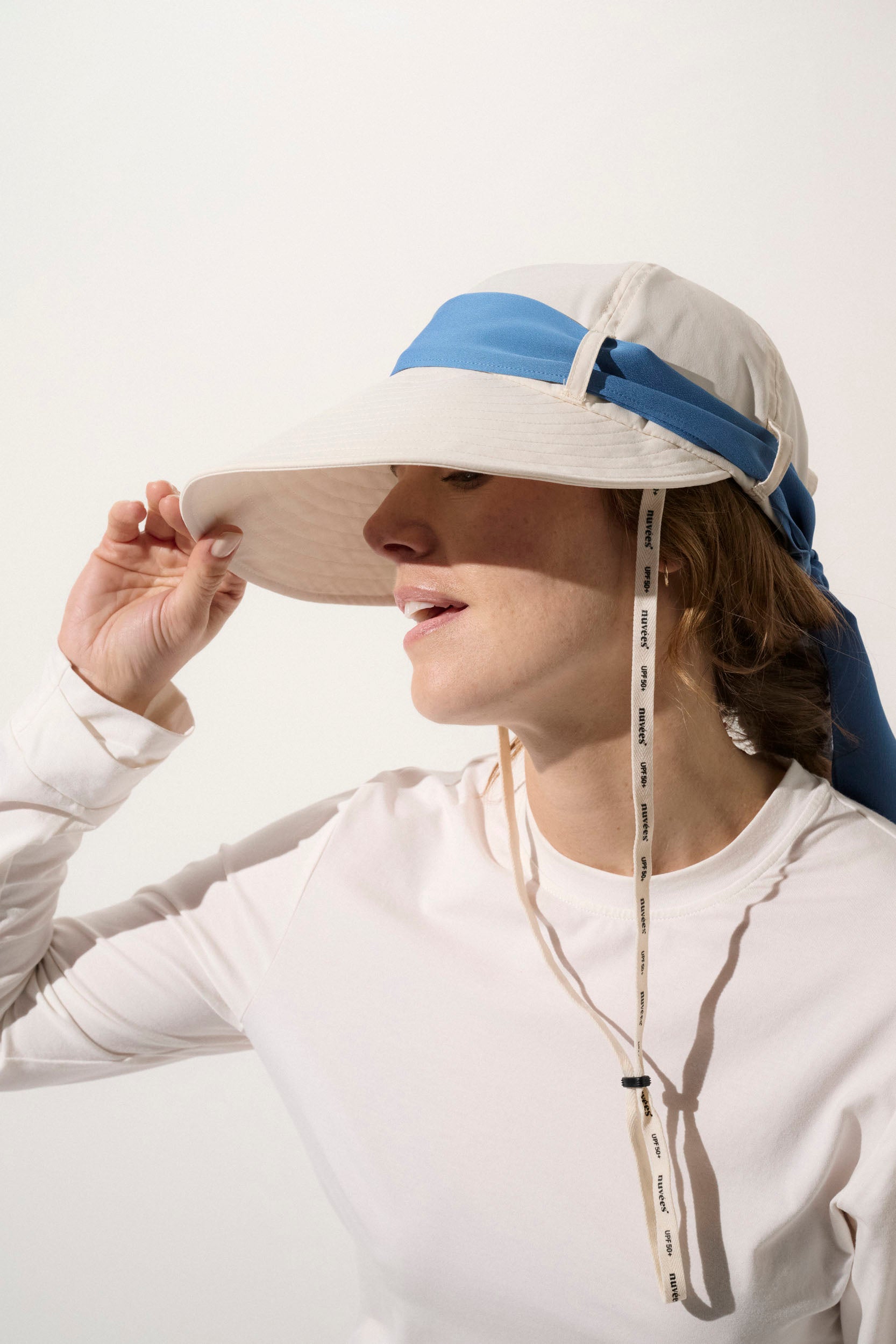 Casquette anti-UV pour femme, légère et pliable, avec protection UPF50+, idéale pour les activités en plein air.