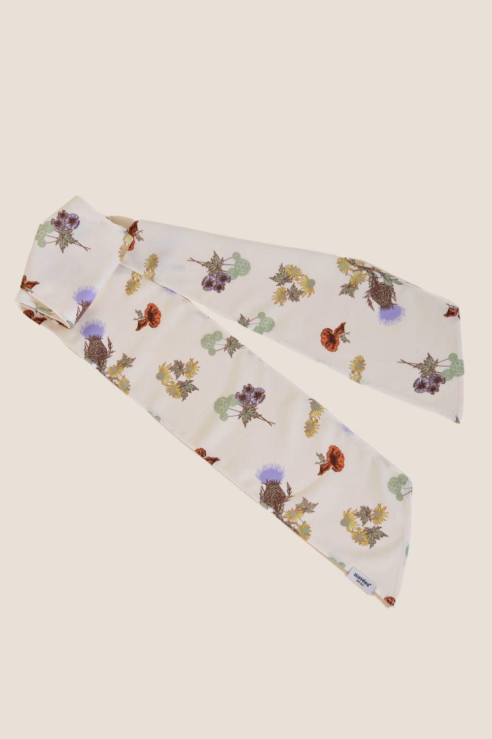 Foulard anti-UV pour femme, motifs floraux, léger et élégant, parfait pour la protection solaire UPF50+.